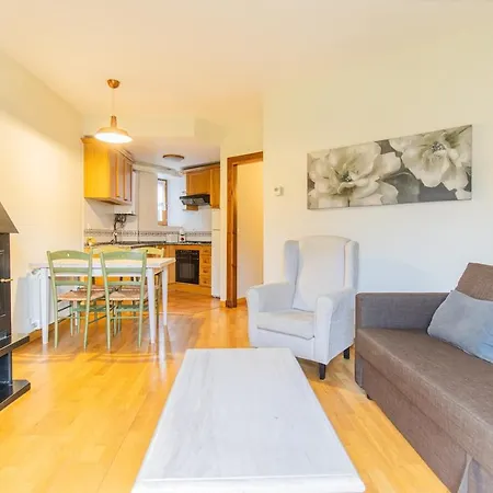 アパート Charming Pyrenean Flat With Terrace, Views & Pool