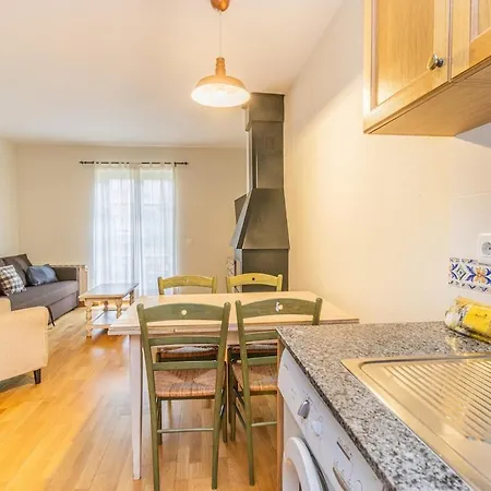 Charming Pyrenean Flat With Terrace, Views & Pool *