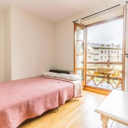 アパート Charming Pyrenean Flat With Terrace, Views & Pool Anciles