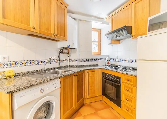 Charming Pyrenean Flat With Terrace, Views & Pool * Anciles